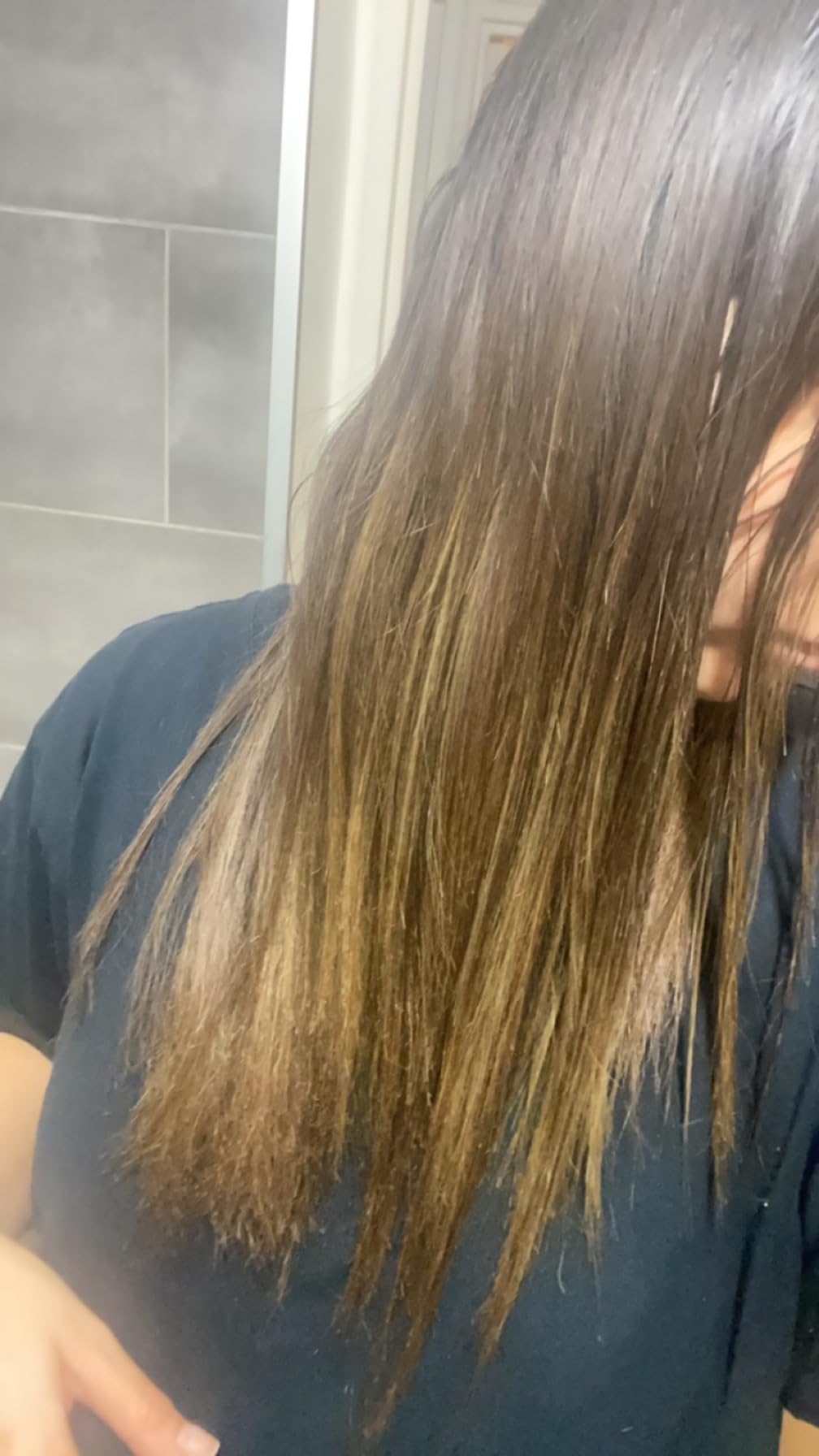 Parfait sur cheveux foncés