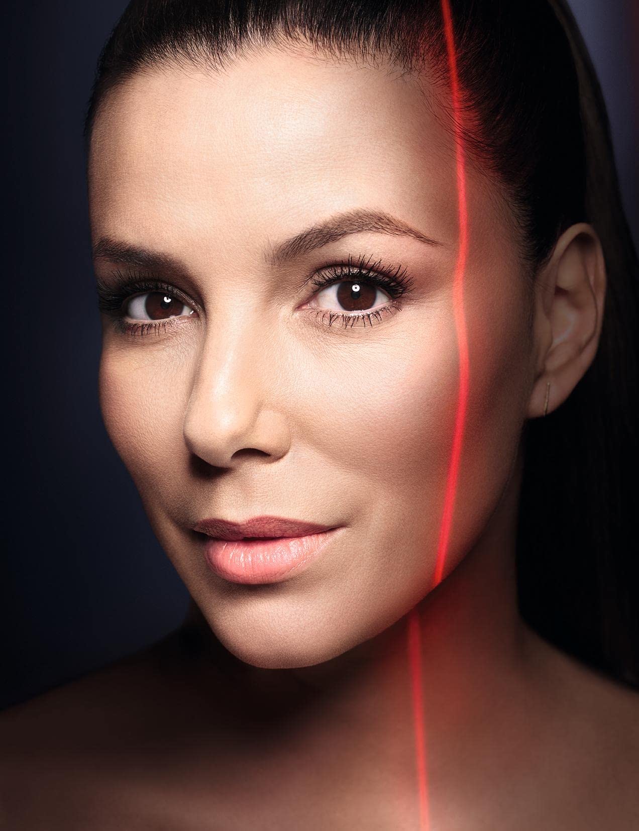 l-or-al-paris-revitalift-laser-x3-ampoules-effet-peeling-10-acide-glycolique-7-x image 3