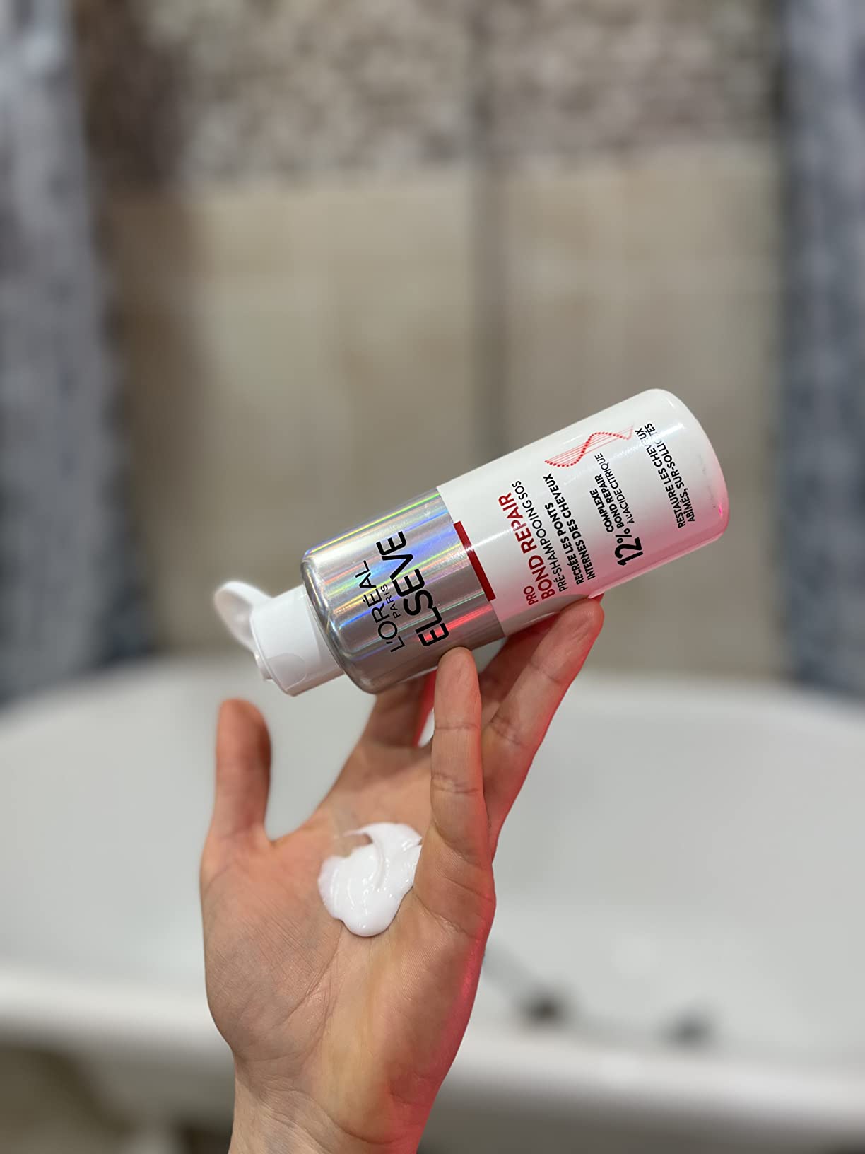 Trop léger pour cheveux très abîmés