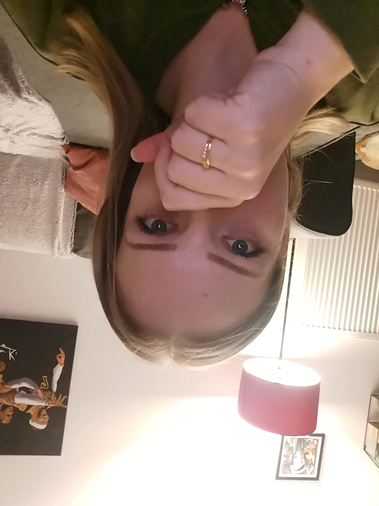 Sourcils enfin en place